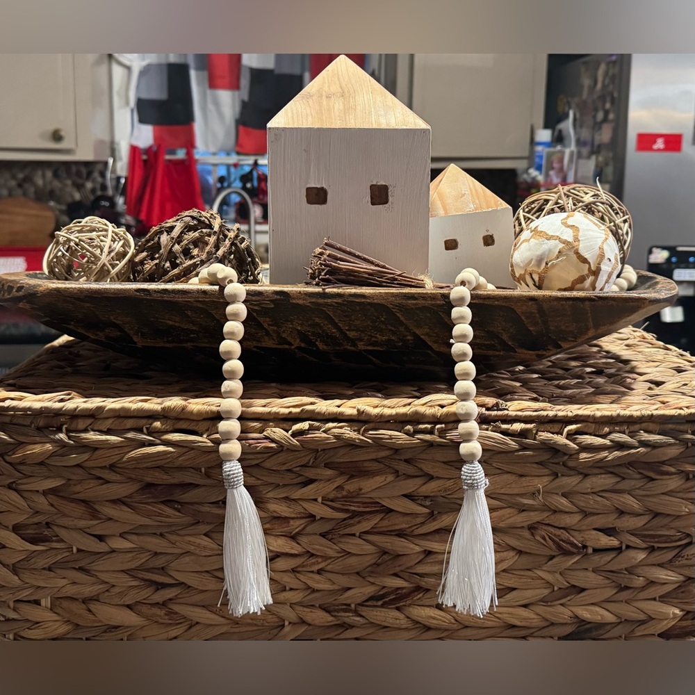 Rustic Wooden House Decor Set with Beaded Garland